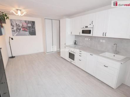 Pronájem bytu, 2+kk, 38 m²
