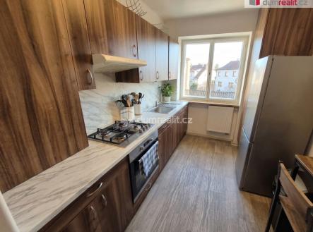 Pronájem bytu, 3+kk, 60 m²