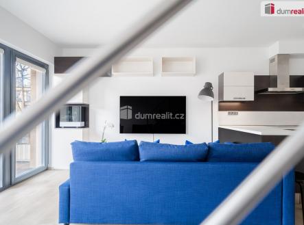 Pronájem bytu, 3+kk, 74 m²