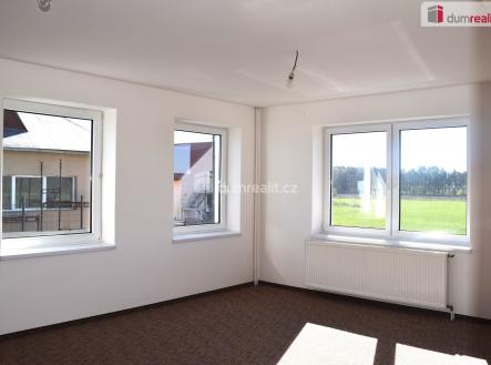 Pronájem obchodní prostory, 80 m²