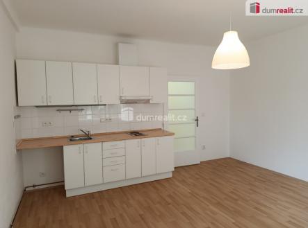 Pronájem bytu, 1+kk, 32 m²