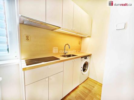 Pronájem bytu, 1+kk, 21 m²