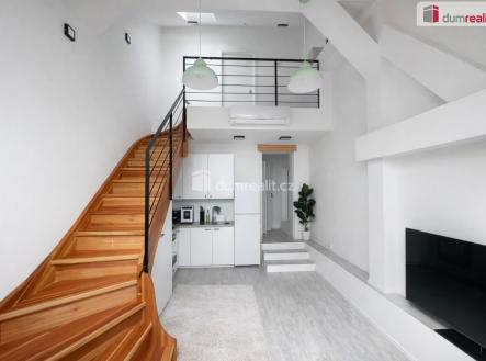 Pronájem bytu, 2+kk, 43 m²