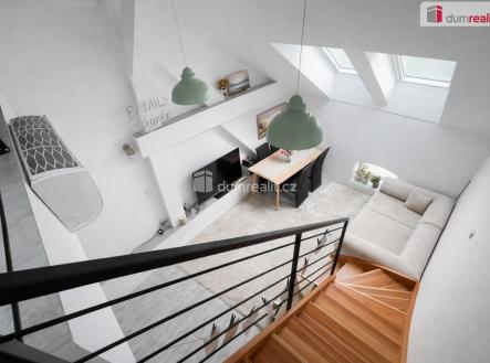 Pronájem bytu, 2+kk, 43 m²