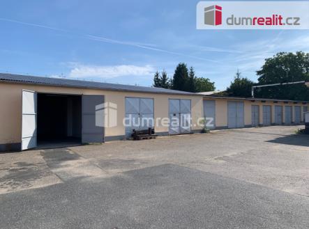 Pronájem skladovací prostor, 90 m²