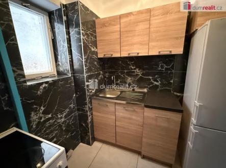 Pronájem bytu, 1+kk, 35 m²