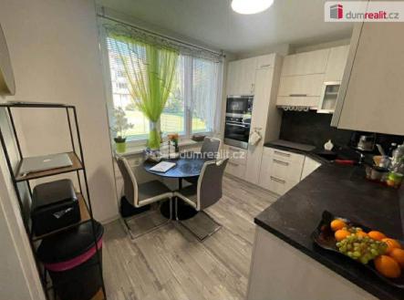 Prodej bytu, 4+1, 92 m²