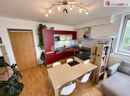 Pronájem bytu, 2+kk, 63 m²