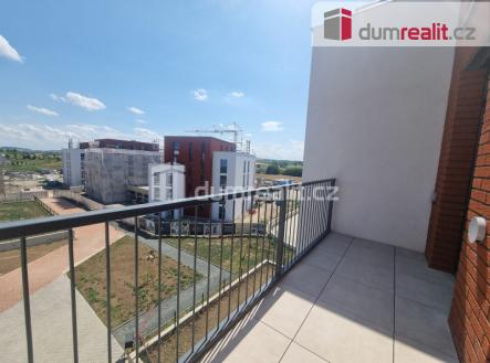 Pronájem bytu, 3+kk, 64 m²