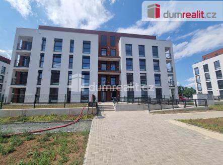 Pronájem bytu, 3+kk, 64 m²