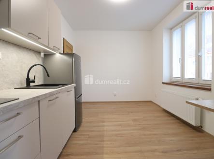 Pronájem bytu, 1+1, 28 m²