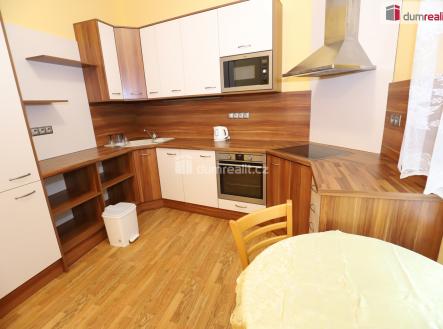 Pronájem bytu, 3+kk, 72 m²