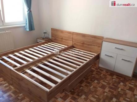 Pronájem bytu, 1+kk, 27 m²