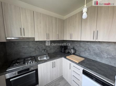 Pronájem bytu, 2+1, 57 m²