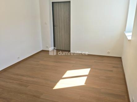 Pronájem bytu, 2+1, 65 m²