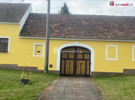 Prodej domu/vily, 1 618 m²