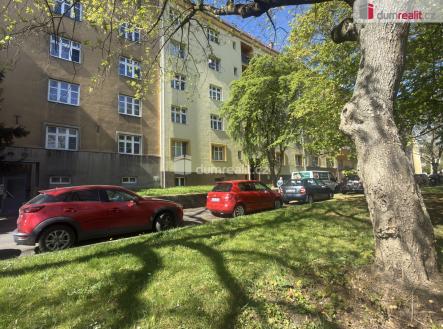 Pronájem bytu, 2+kk, 43 m²