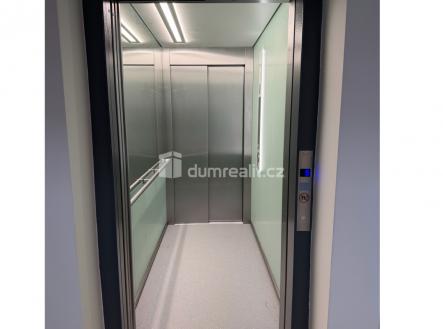 Pronájem bytu, 2+kk, 48 m²