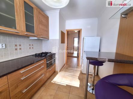 Pronájem bytu, 2+1, 48 m²