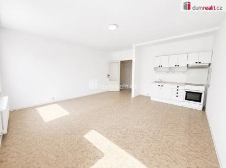 Pronájem bytu, 1+kk, 32 m²