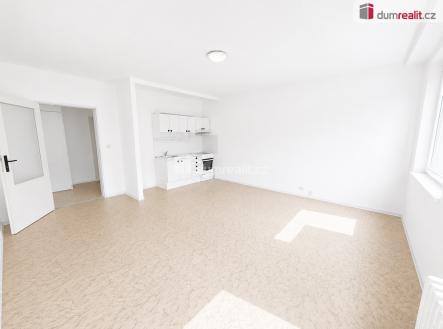Pronájem bytu, 1+kk, 32 m²