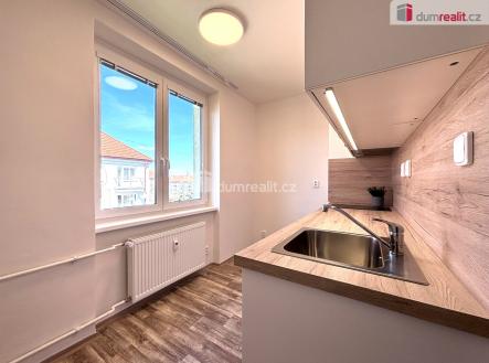 Pronájem bytu, 2+1, 54 m²