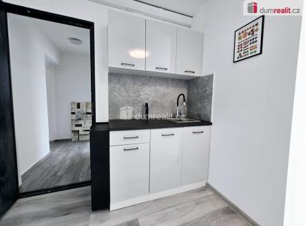 Pronájem bytu, 1+kk, 22 m²