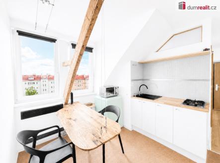 Pronájem bytu, 1+kk, 28 m² obrázek