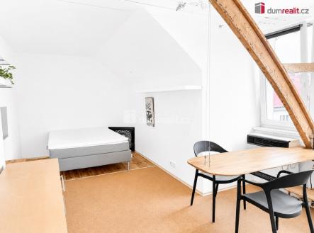 Pronájem bytu, 1+kk, 28 m²