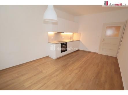 Pronájem bytu, 2+kk, 57 m²