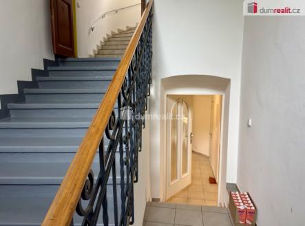 Pronájem bytu, 3+kk, 60 m²