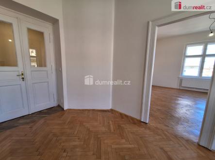 Pronájem bytu, 3+kk, 82 m²