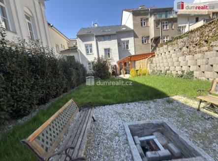 Pronájem bytu, atypický, 99 m²