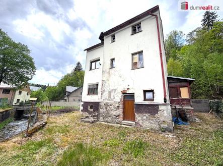 Prodej nájemního domu, 300 m²