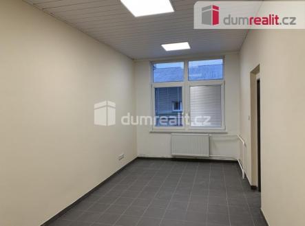 Pronájem kanceláře, 61 m²