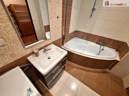 Pronájem bytu, 3+kk, 64 m²