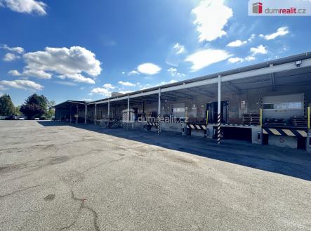 Pronájem komerčního objektu, sklad, 3 000 m²