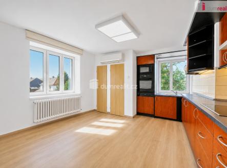 Pronájem bytu, 4+1, 96 m²