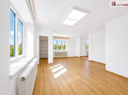 Pronájem bytu, 4+1, 96 m²