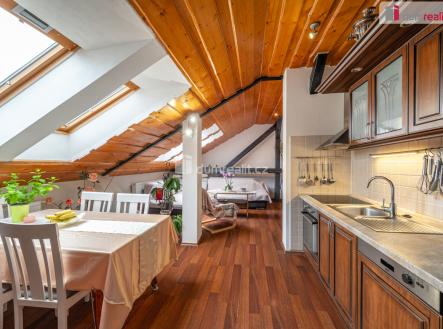 Prodej bytu, 4+kk, 109 m²