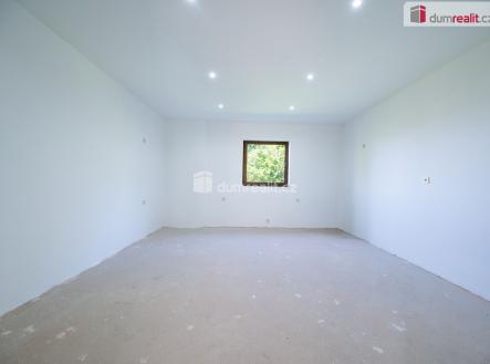 Prodej domu/vily, 1 111 m²
