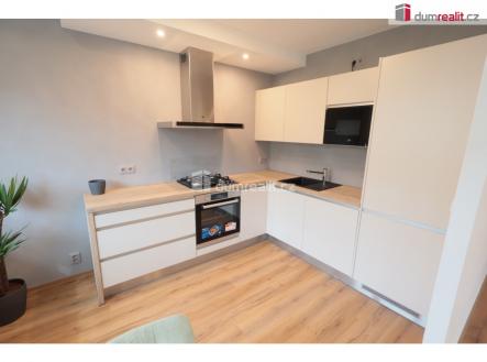 Pronájem bytu, 2+kk, 60 m²