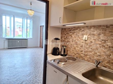 Pronájem bytu, 1+kk, 28 m²