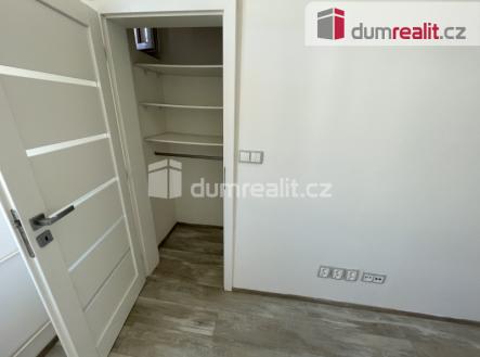 Pronájem bytu, 1+kk, 25 m²