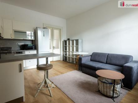 Pronájem bytu, 2+kk, 37 m²