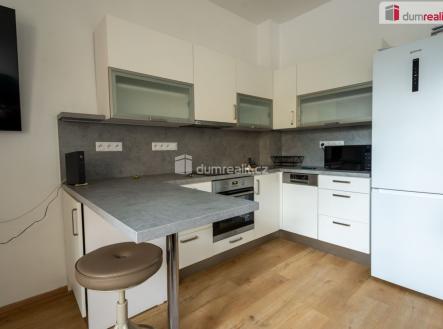 Pronájem bytu, 2+kk, 37 m²