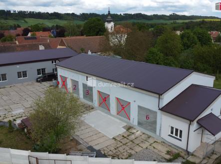 Pronájem komerčního objektu, sklad, 753 m²