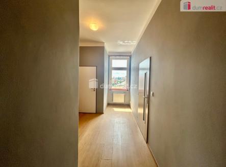 Pronájem bytu, 2+1, 86 m²