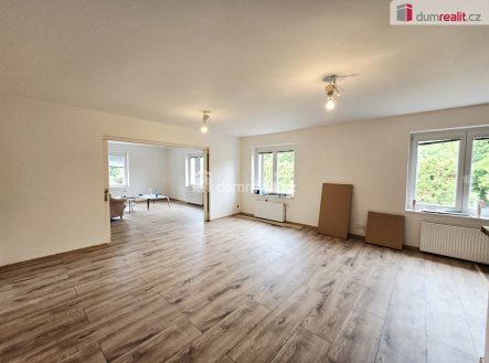 Pronájem bytu 3+kk, 98 m2, Praha 9 - Horní Počernice