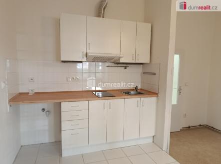 Pronájem bytu, 1+kk, 29 m²